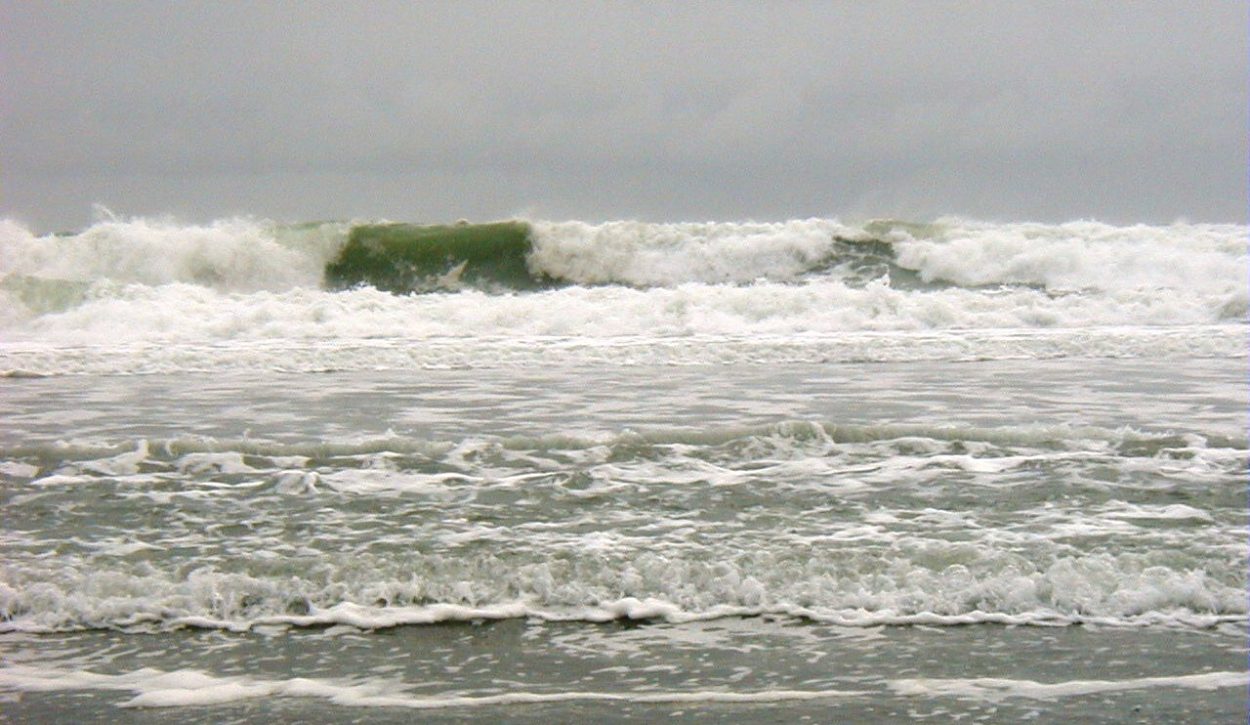 Yakutat prepares to try out wave power