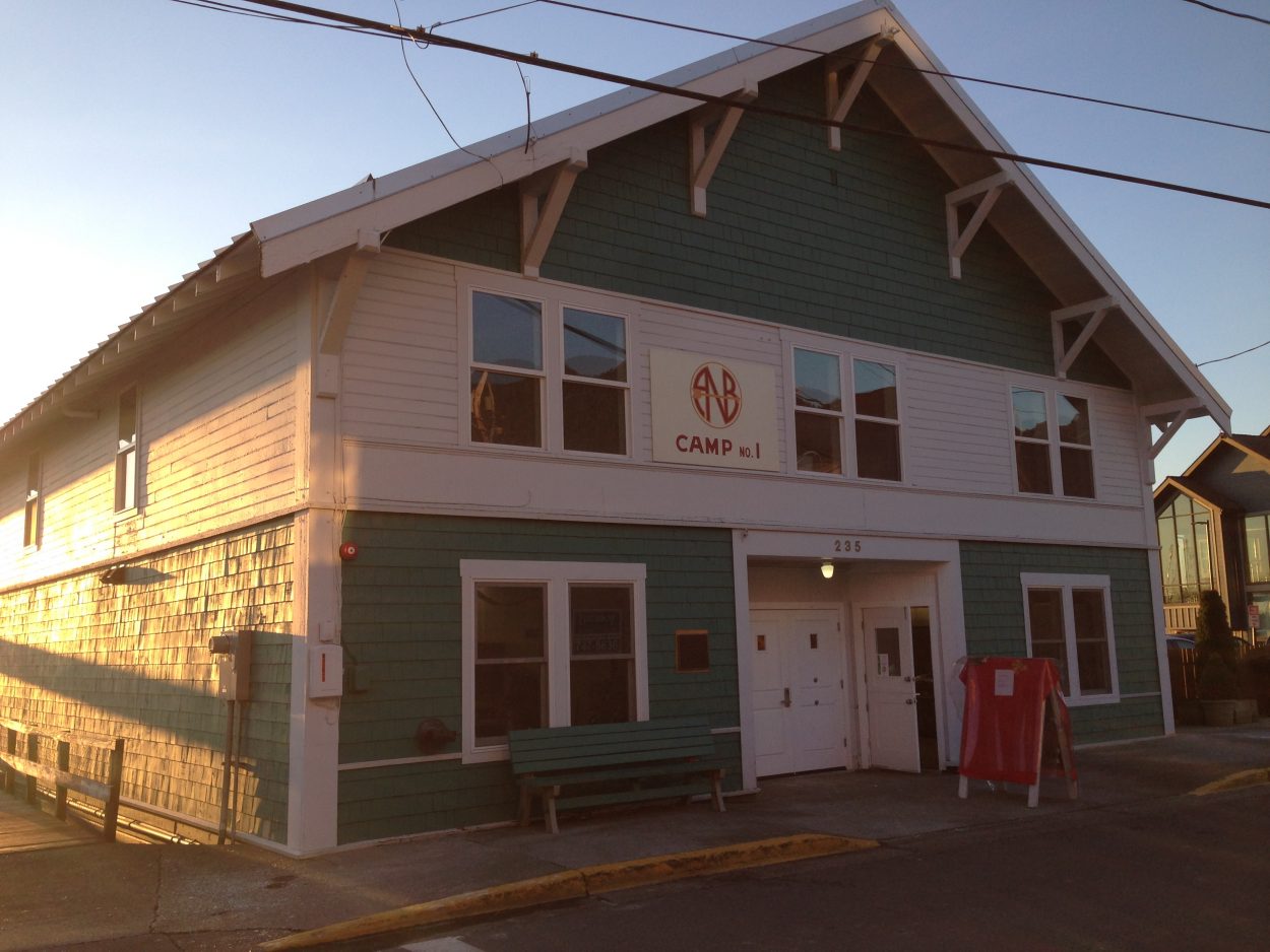 Community dinner brings season’s tiding to ANB Hall