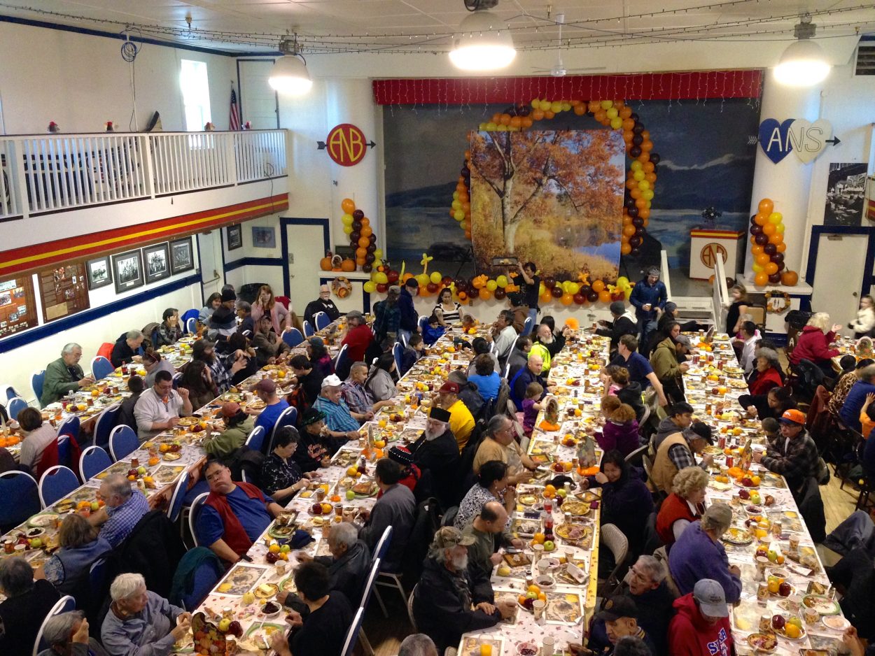 Thanksgiving dinner with 400+ guests