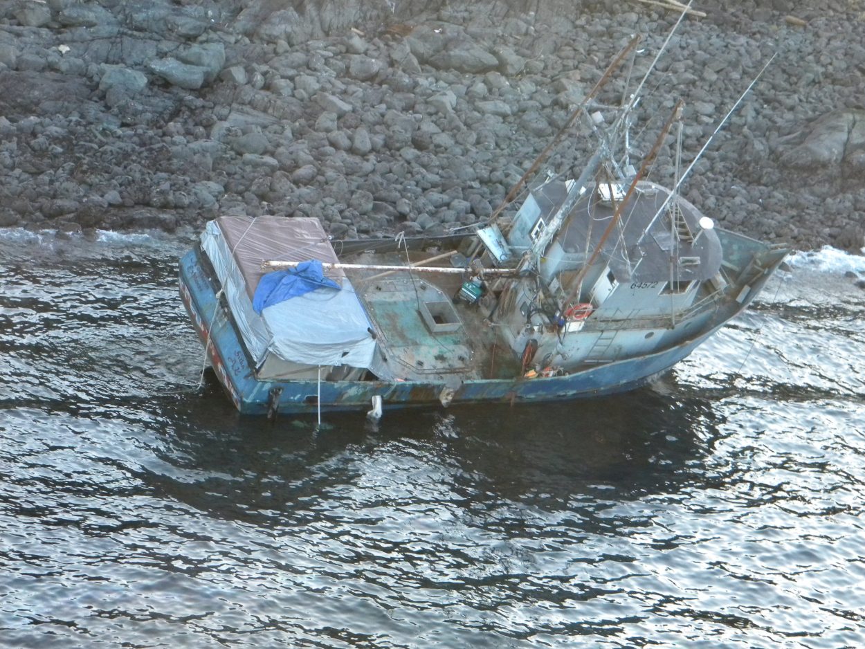 One fishing vessel safe, another aground in weekend mishaps