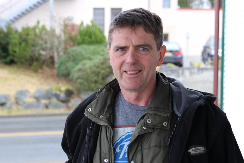 Fulton hands in his school board resignation