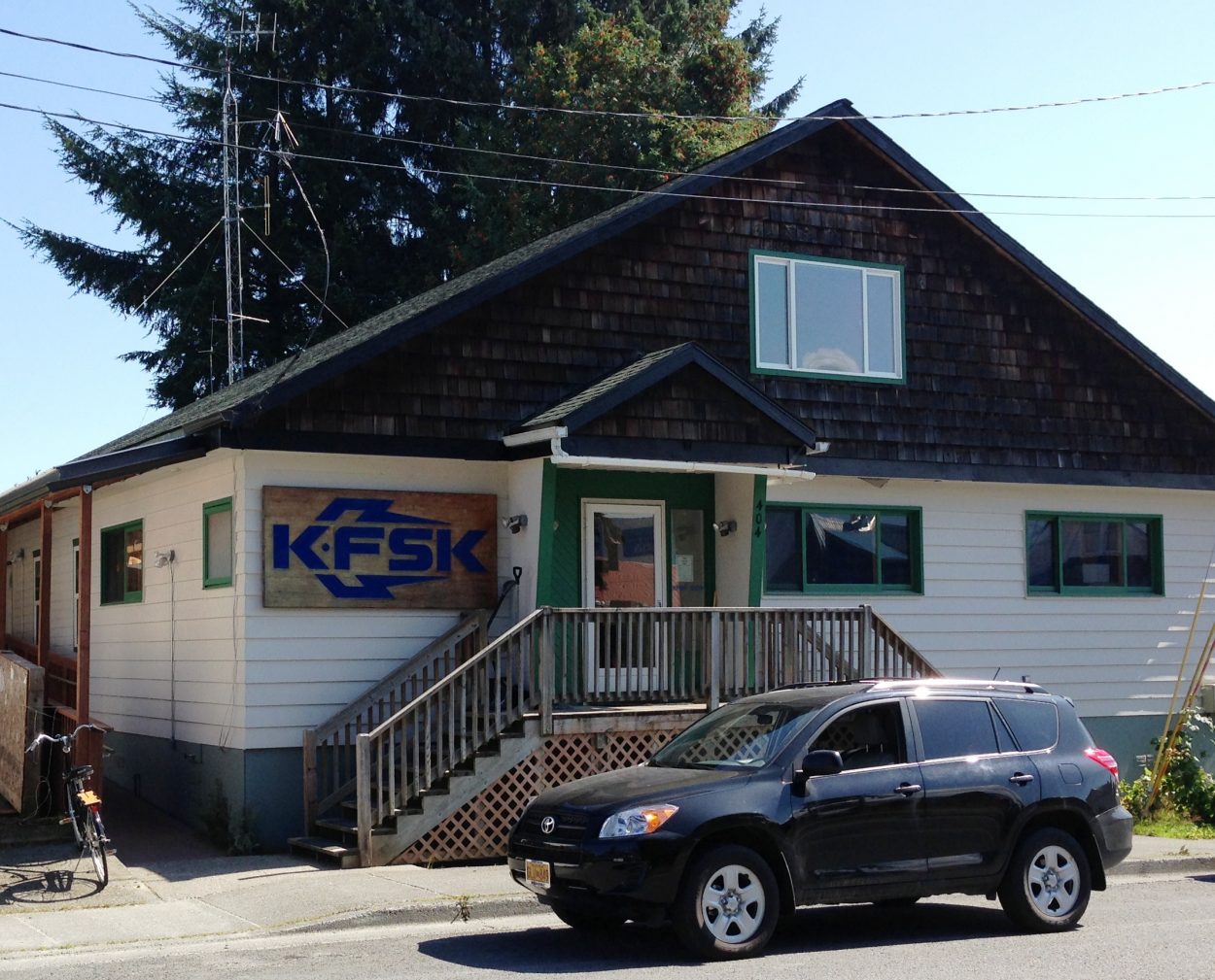 Public media cuts could end local programming