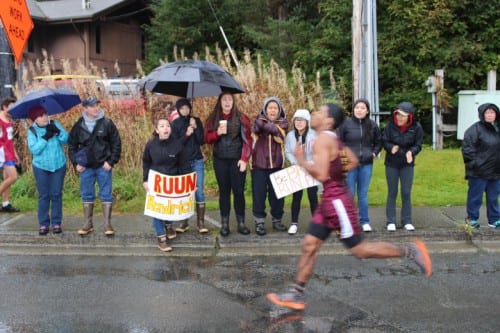 A Mt. Edgecumbe runner sprints to the finish. (KCAW Photo/Emily Russell).