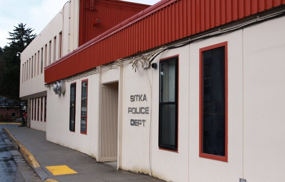 City settles suit with former jailer for $30,000