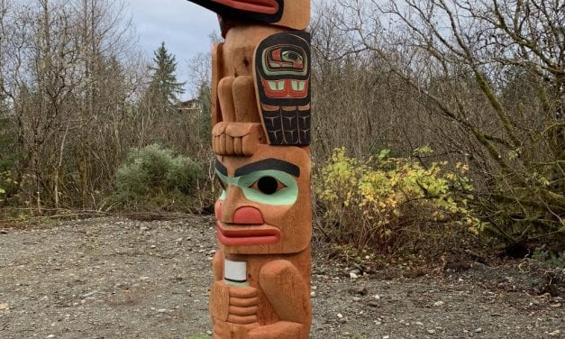 Yakutat carver honors grandfather, coffee in first totem pole