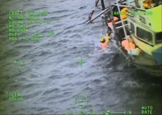 Video: USCG assist saves Petersburg fishing vessel