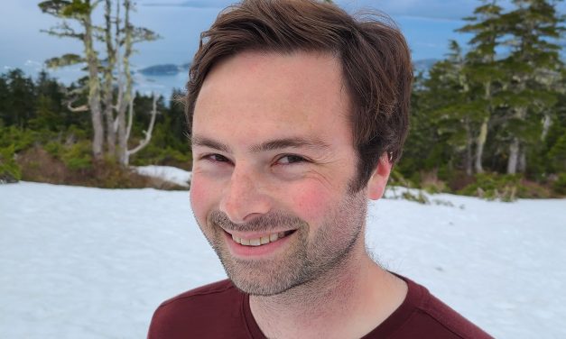 No-contact petition signing offered at recall drive-thru