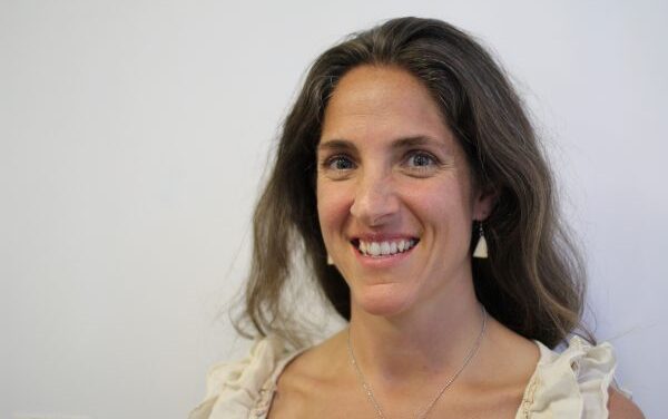 ‘That’s why I’m here’: Chohla Moll’s unique approach to culture and science earns a national teaching prize