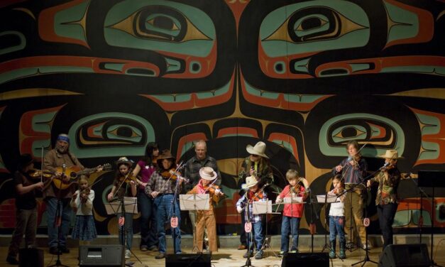 A ‘fiddle’ night music at February’s Monthly Grind