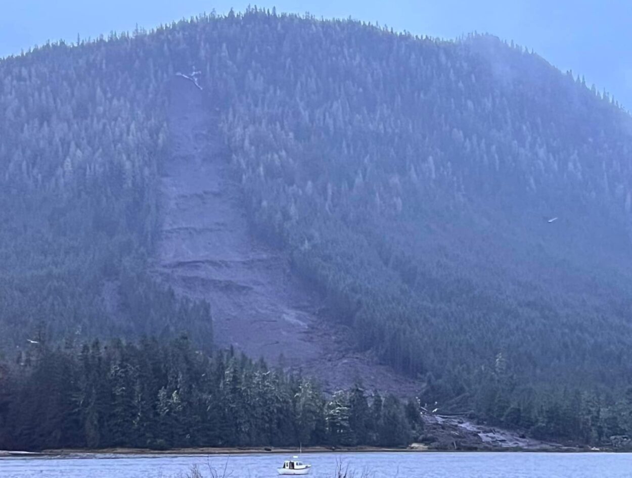 wrangelllandslide1 KCAW