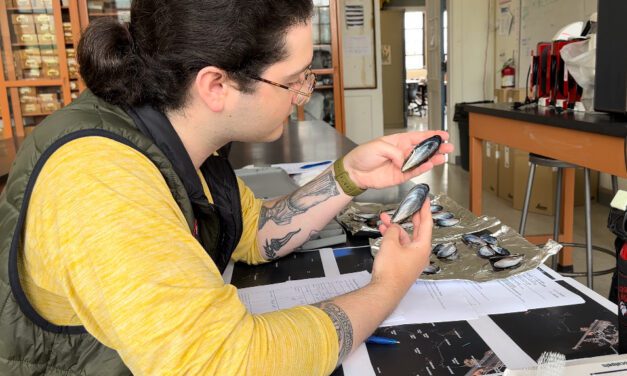 Visiting scientist shares blue mussel, ocean acidification research