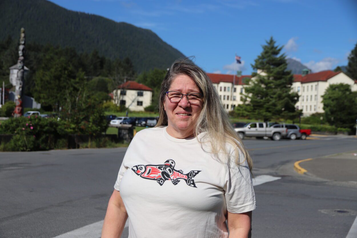 The current image has no alternative text. The file name is: Tracie-Castle-250806-scaled.jpg