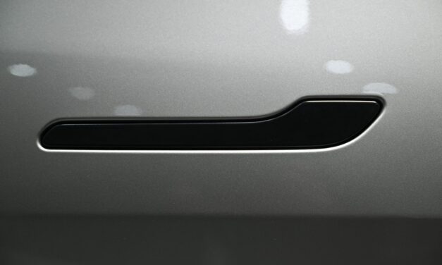 China bans hidden car door handles, which can trap people after crashes