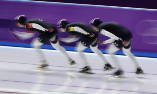 U.S. Olympic speed skaters adapt NASCAR ‘bump drafting,’ revolutionizing team event