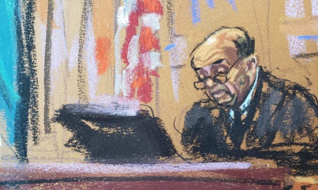 A 92-year-old judge will take on the Maduro case. What do we know about him?