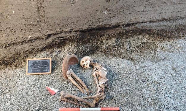 Pompeii archaeologists use AI to reconstruct man killed in volcano’s eruption