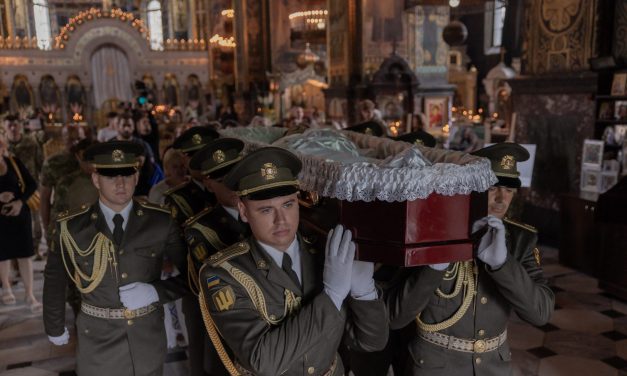 Ukraine mourns “collector of souls” Oleksiy Yukov, killed recovering war dead