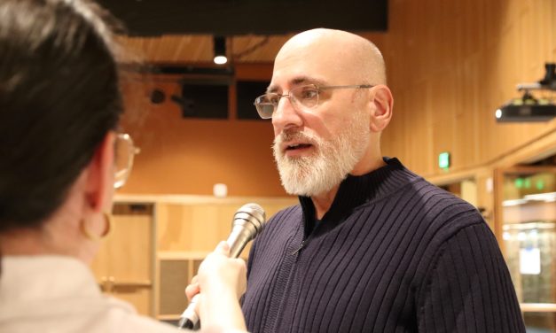 Sitka’s new mayor, assembly members take oaths of office